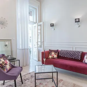 Milano Design Center With Ac Apartamento